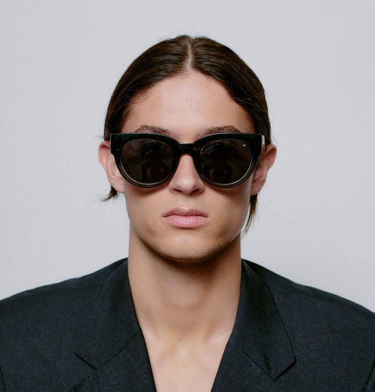 Lilly- Grå/Sort Transparent