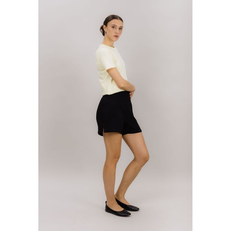 Nera Shorts Sort